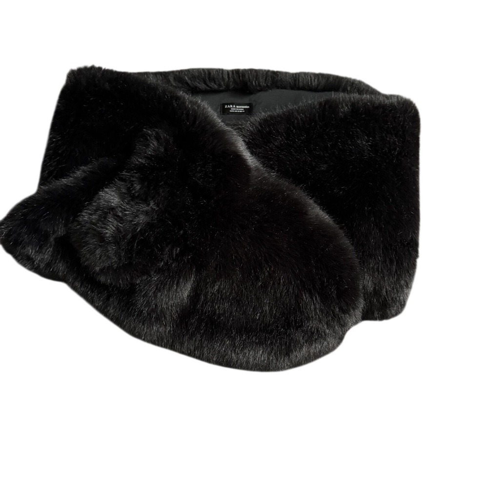 Zara Accessories Black Faux Fur Plush Shawl Scarf Medium - Picture 2 of 4